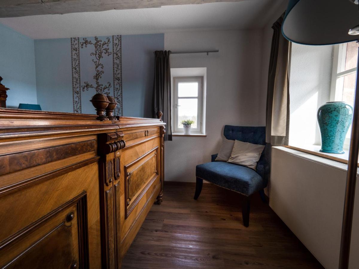 Hotel Burg Abenberg エクステリア 写真